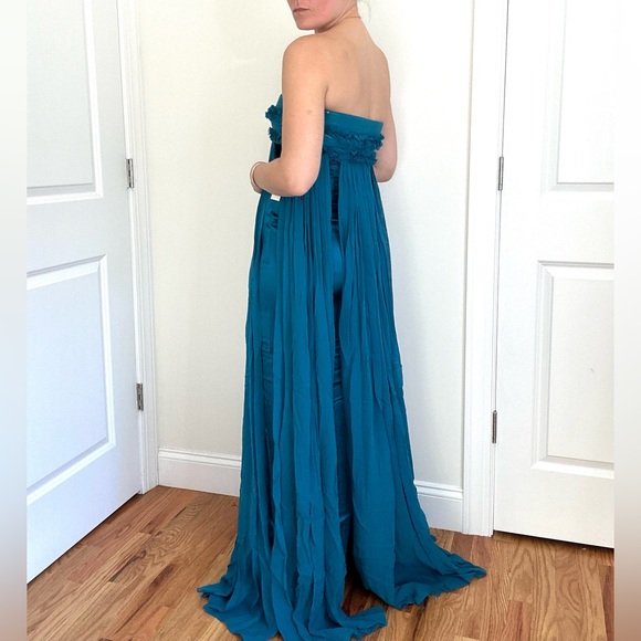 Custom Designer Showroom Evening Gown - Picture 8 of 11